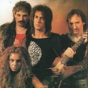 Scarlet - List pictures