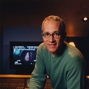 James Newton Howard - List pictures