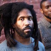 Murs - List pictures