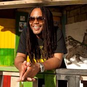 Duane Stephenson - List pictures