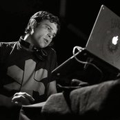 Dj Earworm - List pictures