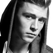 Christopher - List pictures