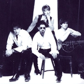 Katrina & The Waves - List pictures