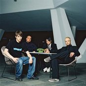 4lyn - List pictures