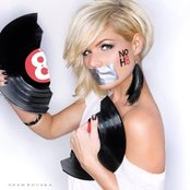 Kimberly Caldwell - List pictures