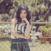 Becky G - List pictures