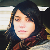 Sharon Van Etten - List pictures