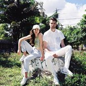 Sofi Tukker - List pictures