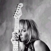 Anita Cochran - List pictures