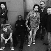 Toto - List pictures