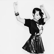 Ginette Claudette - List pictures