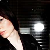 Nina Kraviz - List pictures