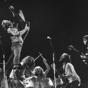 Crosby Stills Nash & Young - List pictures