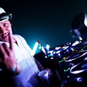 Chuckie - List pictures