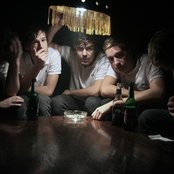 Kraftklub - List pictures