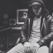 Joel Compass - List pictures