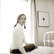 Laura Veirs - List pictures