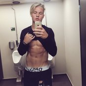 Benjamin - List pictures