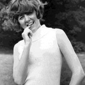 Cilla Black - List pictures