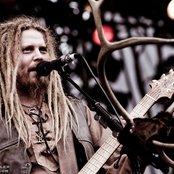 Korpiklaani - List pictures