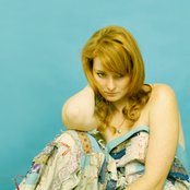 Jenn Grant - List pictures