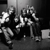 Airbourne - List pictures