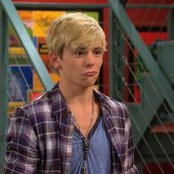 Ross Lynch - List pictures