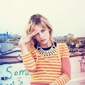 Oh Land - List pictures