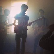 Clique - List pictures