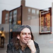 Alan Doyle - List pictures