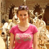 Olivia Broadfield - List pictures