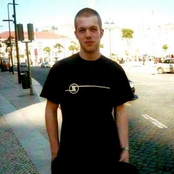 Alex Smoke - List pictures