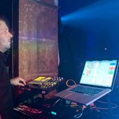 Commuter - List pictures