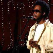 Dwele - List pictures