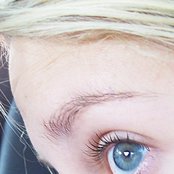 Julia Nunes - List pictures