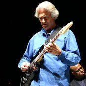 John Mclaughlin - List pictures