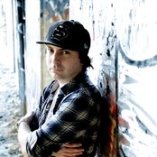 Kevin Rudolf - List pictures