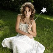 Lafee - List pictures