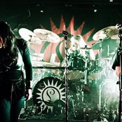 Lullacry - List pictures