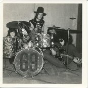 The Rabble - List pictures