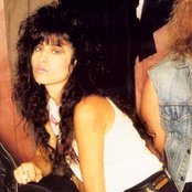 Saraya - List pictures