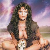 Dana Gillespie - List pictures