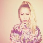 Kali Uchis - List pictures