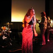 Dirt Poor Robins - List pictures