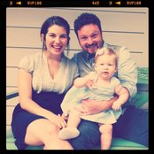 Bethany Dillon - List pictures