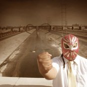 Mexicans With Guns - List pictures