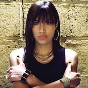 Zaho - List pictures