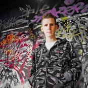 Lazy Rich - List pictures