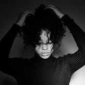Ella Mai - List pictures