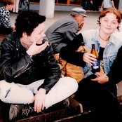 Aska - List pictures